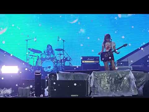 QWER 2026 Jumf 'Our Voyage' 전주얼티밋뮤직페스티벌 260814 쵸단 시연 위주 직캠 4k by reBirth
