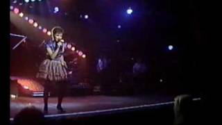 Sheena Easton ~ Morning Train 9 To 5 (Live)