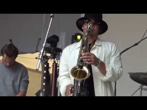 Tim Wes live at North Sea Round Town