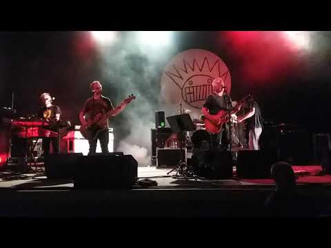 Ween live in Pittsburgh - h.i.v. song