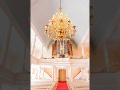 Virsi 30, Maa on niin kaunis