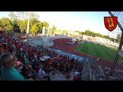 "Los Rojinegros ðŸ”´âš« Descontrolado yo voy igual (letra)" Barra: Los Rojinegros • Club: Rangers de Talca