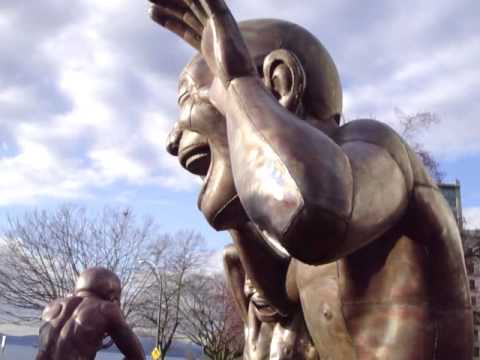 2810 - A-Maze-Ing Laughter