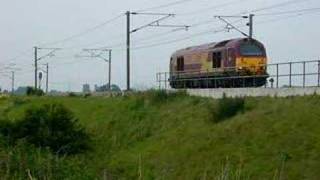 preview picture of video 'EWS 67 002 Light Engine Near Hensall'