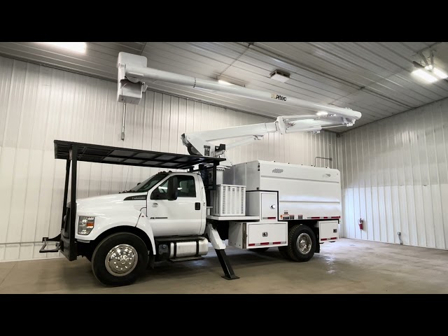 2016 Under Cdl Ford F750 Altec Lr756 61' Chipper Dump Bucket Truck - Image 12 2016 Under Cdl Ford F750 Altec Lr756 61' Chipper Dump Bucket Truck - Image 12