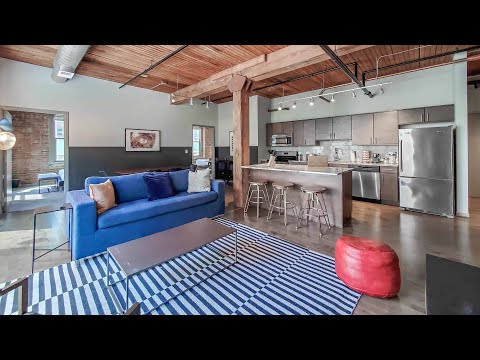 A furnished Streeterville 3-bedroom, 2-bath #3103 at The Lofts at River East A furnished Streeterville 3-bedroom, 2-bath #3103 at The Lofts at River East