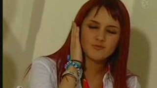 Rebelde- Aun Hay Algo