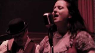 Parlor Tricks performs Bill Bailey