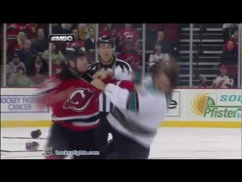 Douglas Murray vs Eric Boulton Oct 21, 2011