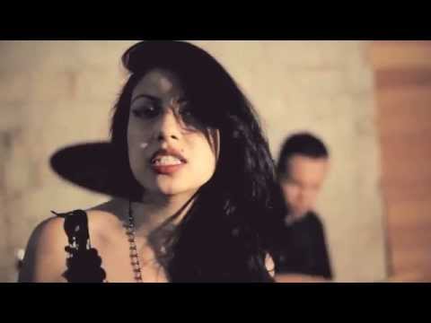 Espelho Quebrado - Bruna Thielle