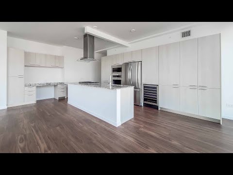 An Optima Lakeview corner 3-bedroom, 2-bath, Plan 3B08 An Optima Lakeview corner 3-bedroom, 2-bath, Plan 3B08