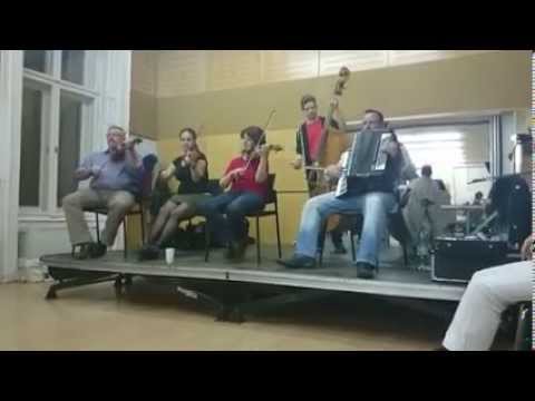 Méta zenekar - Kalotaszegi