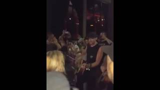 BIGWIG - Waste Away (Acoustic) @ Shawinigan - 2016-07-22