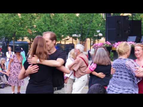 Beata Bermuda - Stallet @Kungsträdgården - Dansa tillsammans