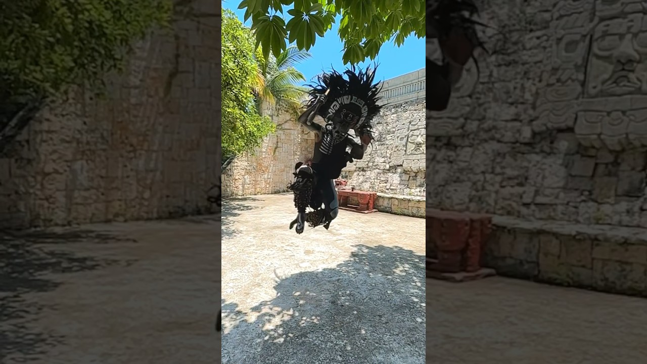 Mayan Warrior!🇲🇽 #crocodile #animal #mexico #cancun #mayan #aztec @jungletouradventurecancun