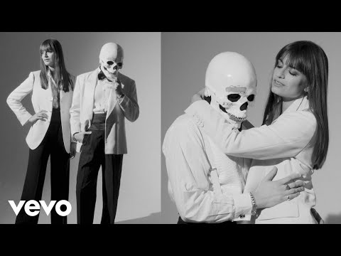 Clara Luciani et Vladimir Cauchemar - La chanson de Delphine (Clip officiel)