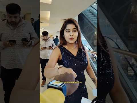 Giving Chocolate To Stranger | Cute Girls Reaction | Santanu Chakraborty Yt #shorts #youtubeindia