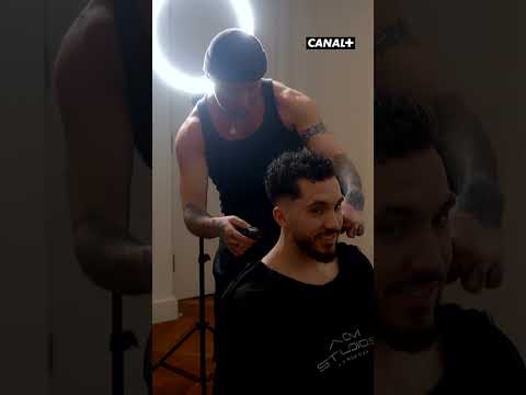 L’attitude étrange du coiffeur de Rayan Cherki 🤣