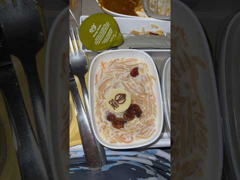 Emirates flight లో food | Dubai to hyderabad ✈️ #shorts