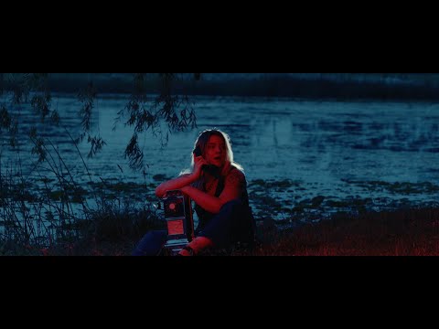head down/eyes up (Official Video) - Kylee Phillips
