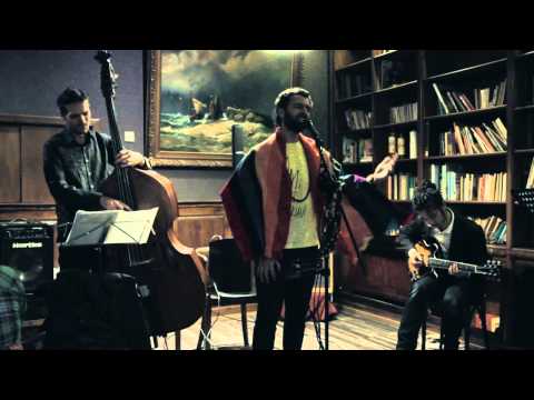 Hüseyin Badilli Trio - Live Performance @The Library