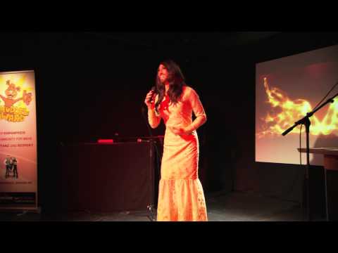 CONCHITA 4711 - POLITICAL - Knuddel Award - @BAUTURM THEATER Köln 30.05.2014