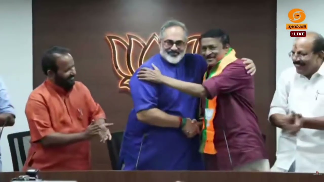 ഇടതുപക്ഷ സഹയാത്രികൻ റെജി ലൂക്കോസ് BJP യിൽ, സംസ്ഥാന അധ്