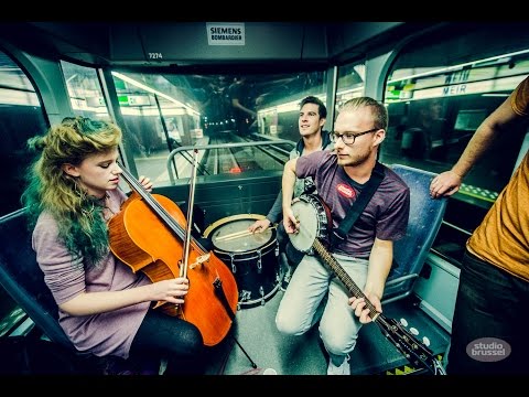 Car Free Festival 2014: School is Cool op de tram