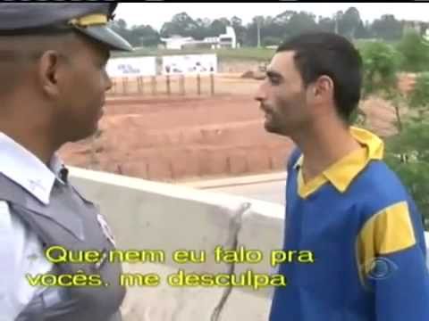 Policia 24 Horas - Loucoanel: Não é usuário, só fuma crack !