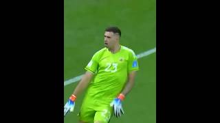 Download lagu Emi Martinez can't stop dancing...🕺 mp3