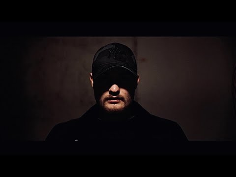 AKZSZ - Russisch Roulette [Offizielles Musikvideo]