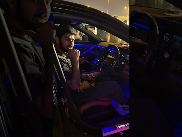 لاہور نائٹ کار میلے میں دیکھے گئے مرسڈیز بینز S580E کے ارد گرد ایک نظر۔