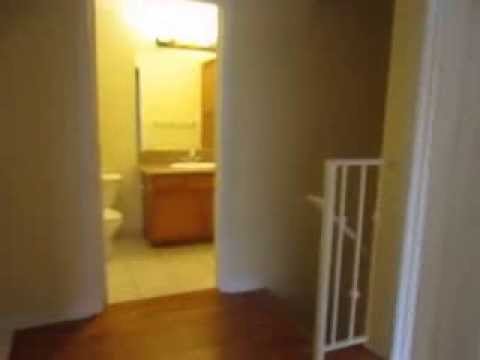 PL6264 - Two-Story Townhouse Style Apartment for Rent! (Van Nuys, CA)