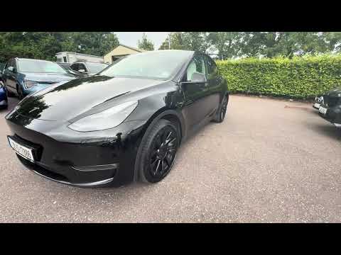 MODEL Y LONG RANGE AWD | 1 OWNER - Image 2
