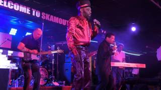 It Mek  - Desmond Dekker Aces  -  Skamouth