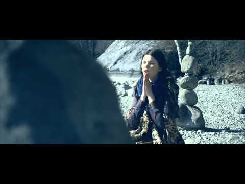 Julia / Huokaus (virallinen musiikkivideo)