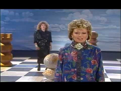 Elaine Paige & Barbara Dickson - I Know Him So Well 1985