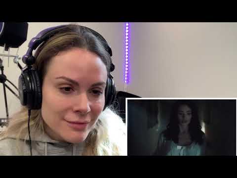 Emmy winning singer reacts to Falling In Reverse “I am not a vampire: revamped” 🧛‍♂️ [M’s Tips 🎤]