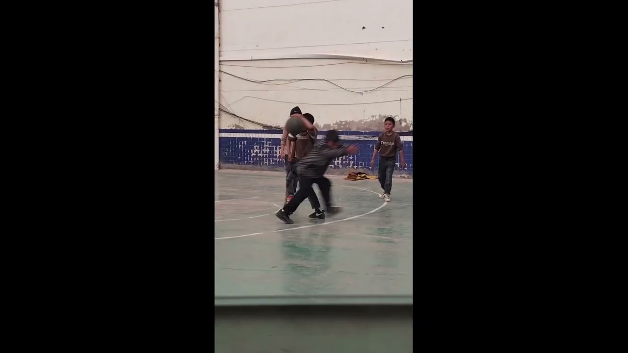 Boy With Wooden Leg Dominates Basketball Court || ViralHog