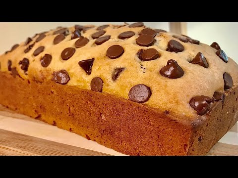 Pan con chispas de chocolate/ Chocolate chip bread