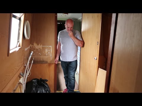 Episode 47 - Narrowboat Bathroom Refit Week 1