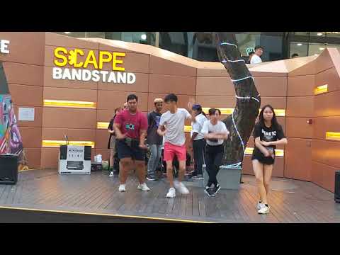 KPOP Dance Off Vol 108: LOONA - Butterfly