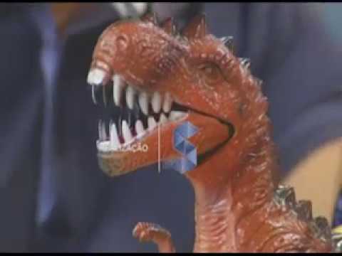 Dinossauro discorda da cobrança de bandeira tarifária por falta de chuva  - Gente de Opinião