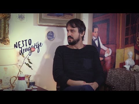 Nešto Drugačije: Bane Trifunović o prozoru Saše Jankovića