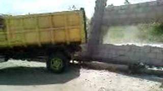 preview picture of video 'Pembongkaran Gapura Bermasalah'