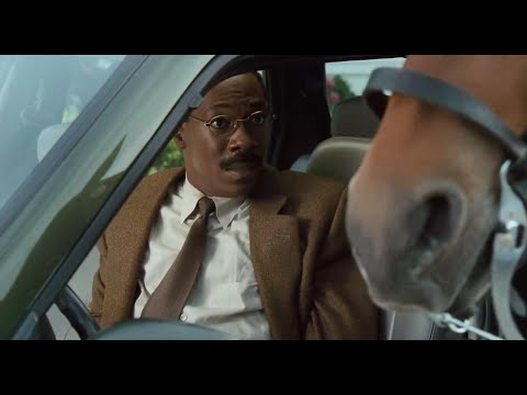 《怪醫杜立德》應屬動物類喜劇片典範。且不論本片是否開創動物講人話的先河，它的典範性來自于它對此類影片精准把握