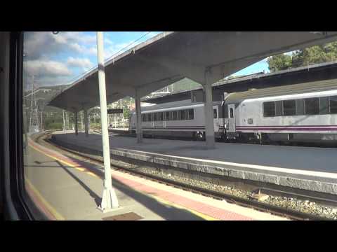 Renfe 252 loco + arco set at Redondela