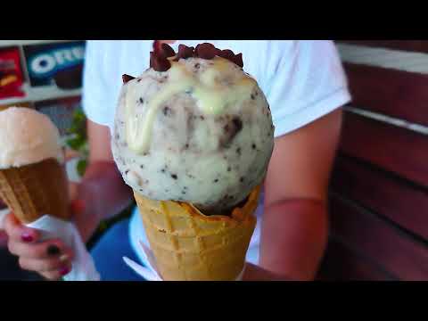 EMPRENDIMIENTO SACHA  HELADOS DE PAILA SABORES D´AURY, OFRECEN HELADOS NATURALES A PRECIOS ECONÓMICO