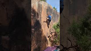 Video thumbnail of Dead to the point, 7a+. Albarracín