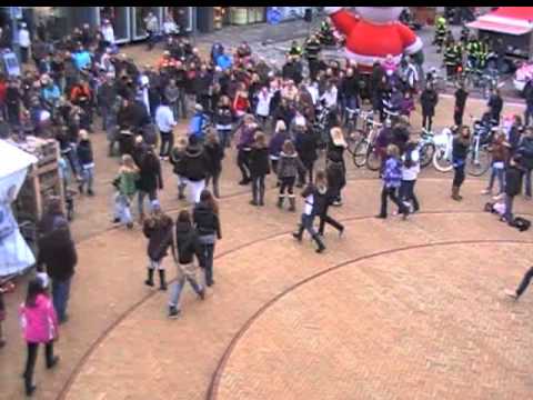 NOP-ART Dance Flash Mob.wmv